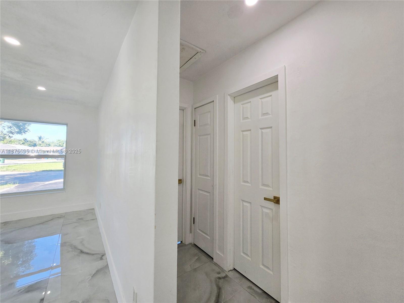 LESLIE ESTATES SEC FOUR - Residential