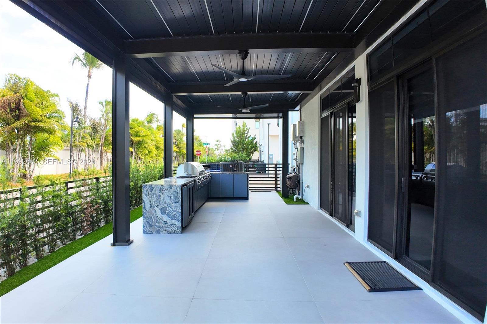 CANARIAS EAST - Residential