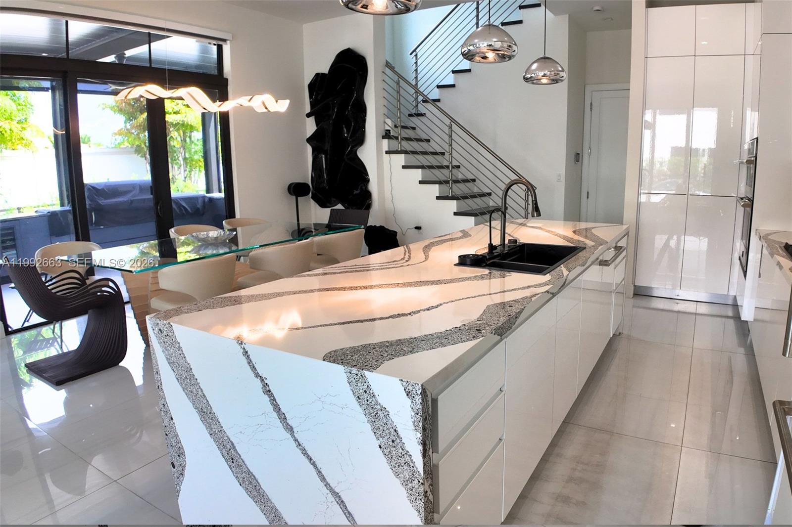 CANARIAS EAST - Residential