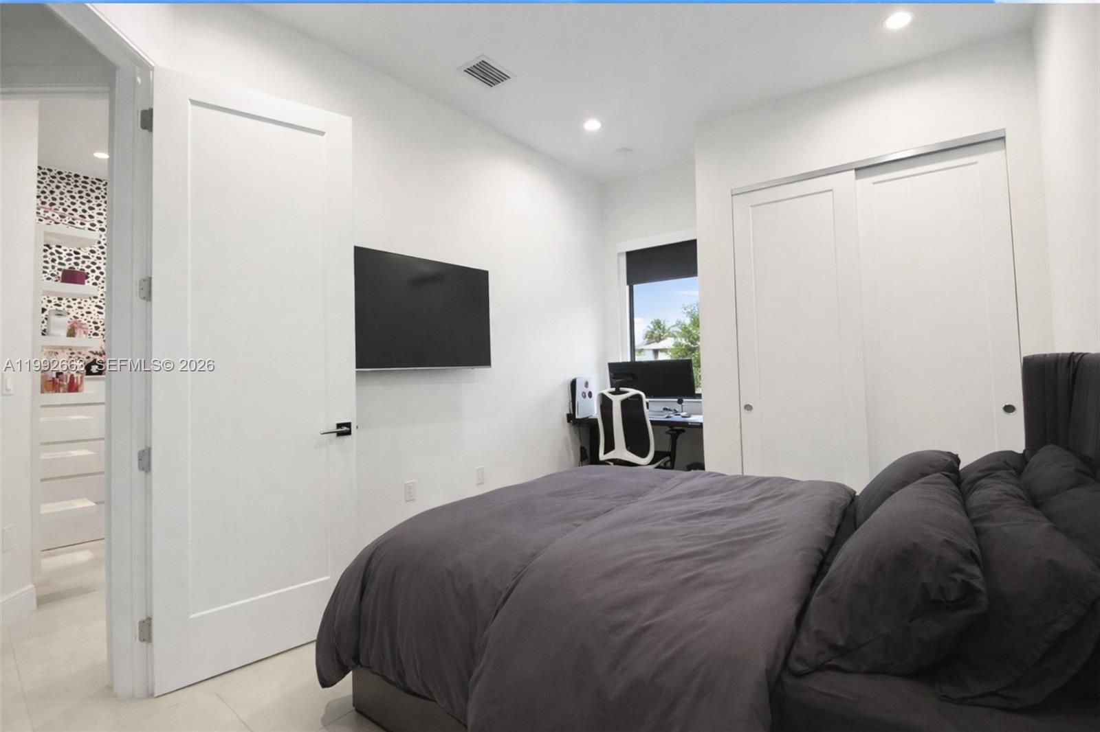 CANARIAS EAST - Residential