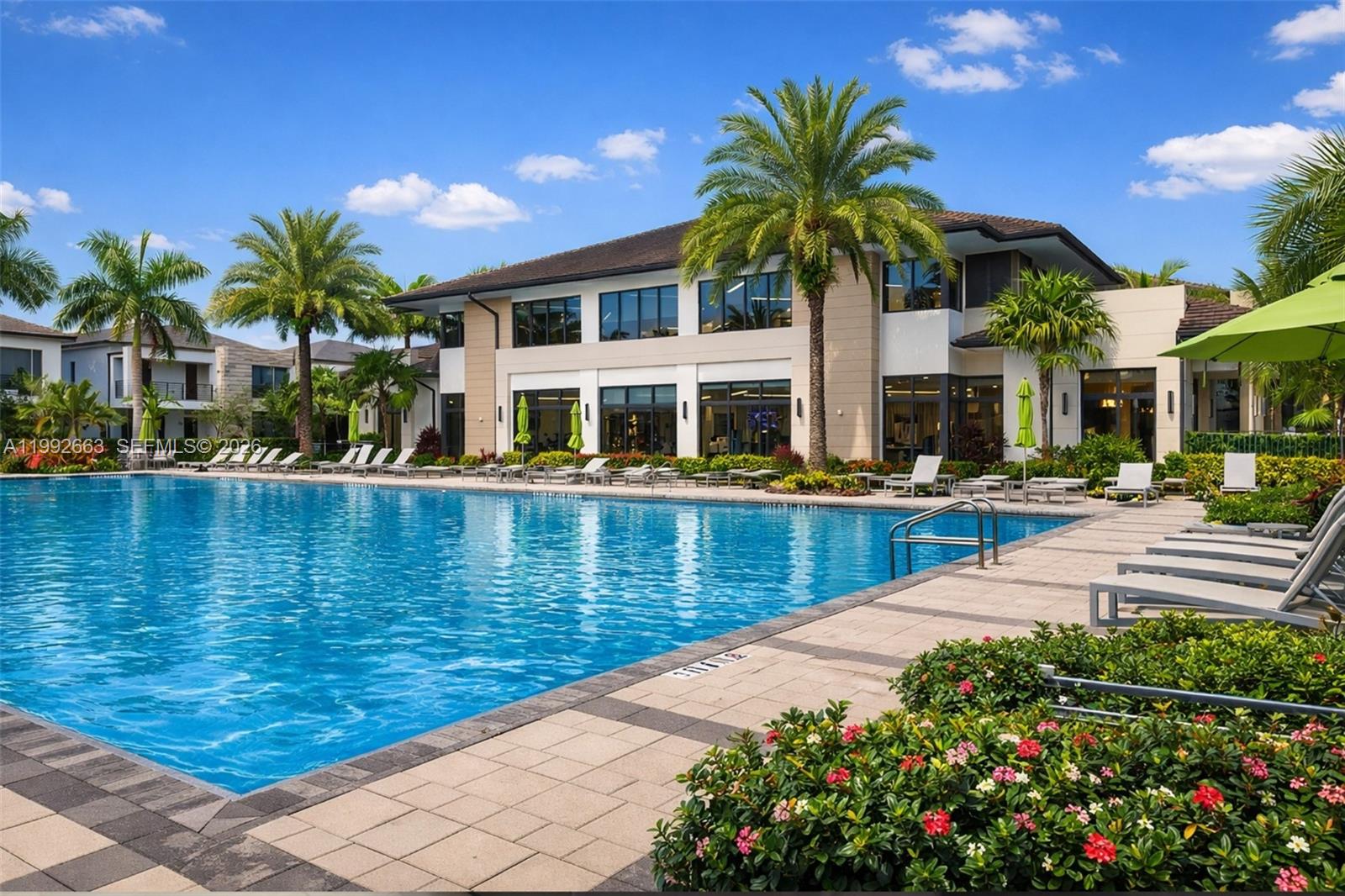 CANARIAS EAST - Residential