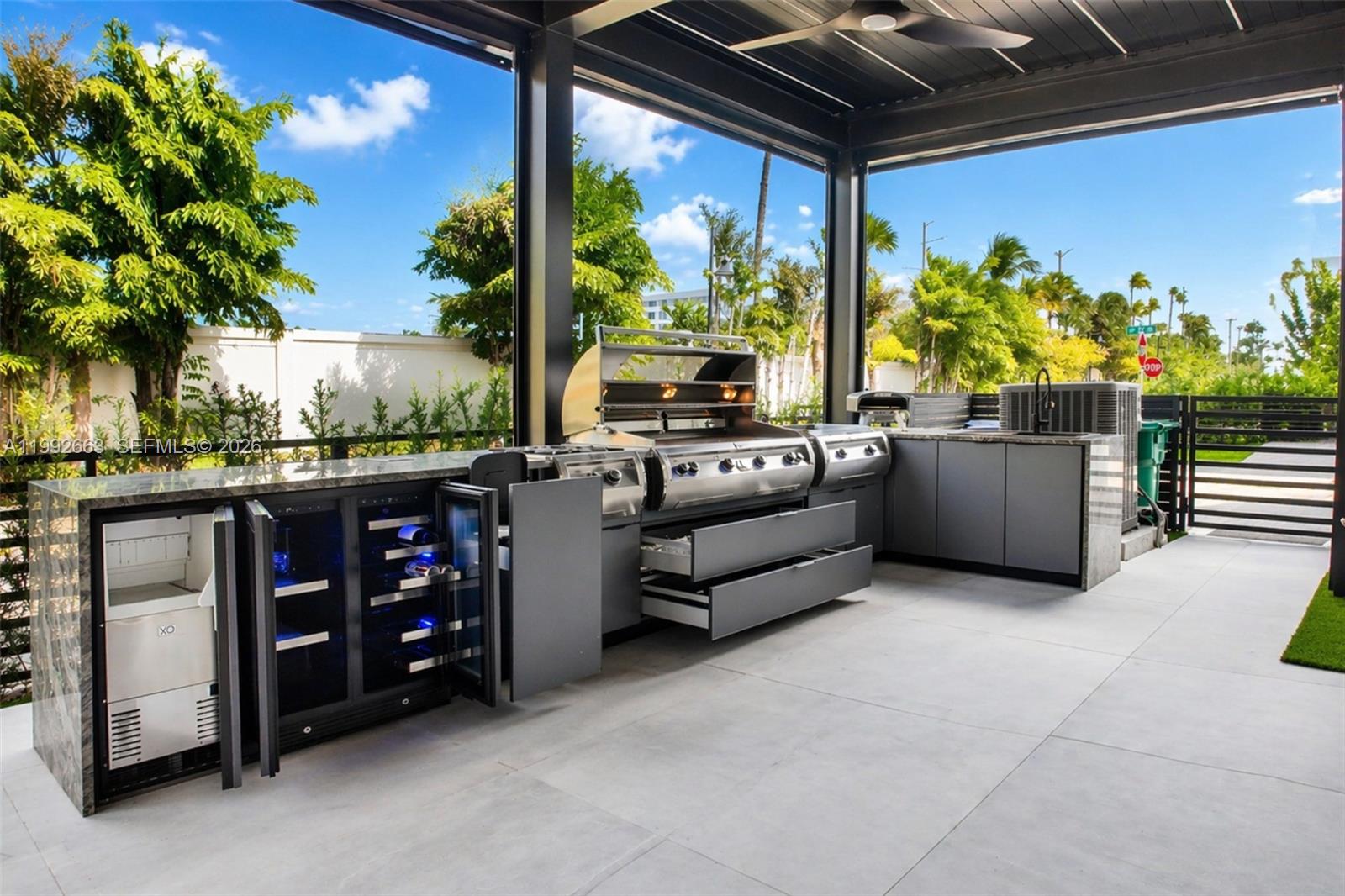 CANARIAS EAST - Residential