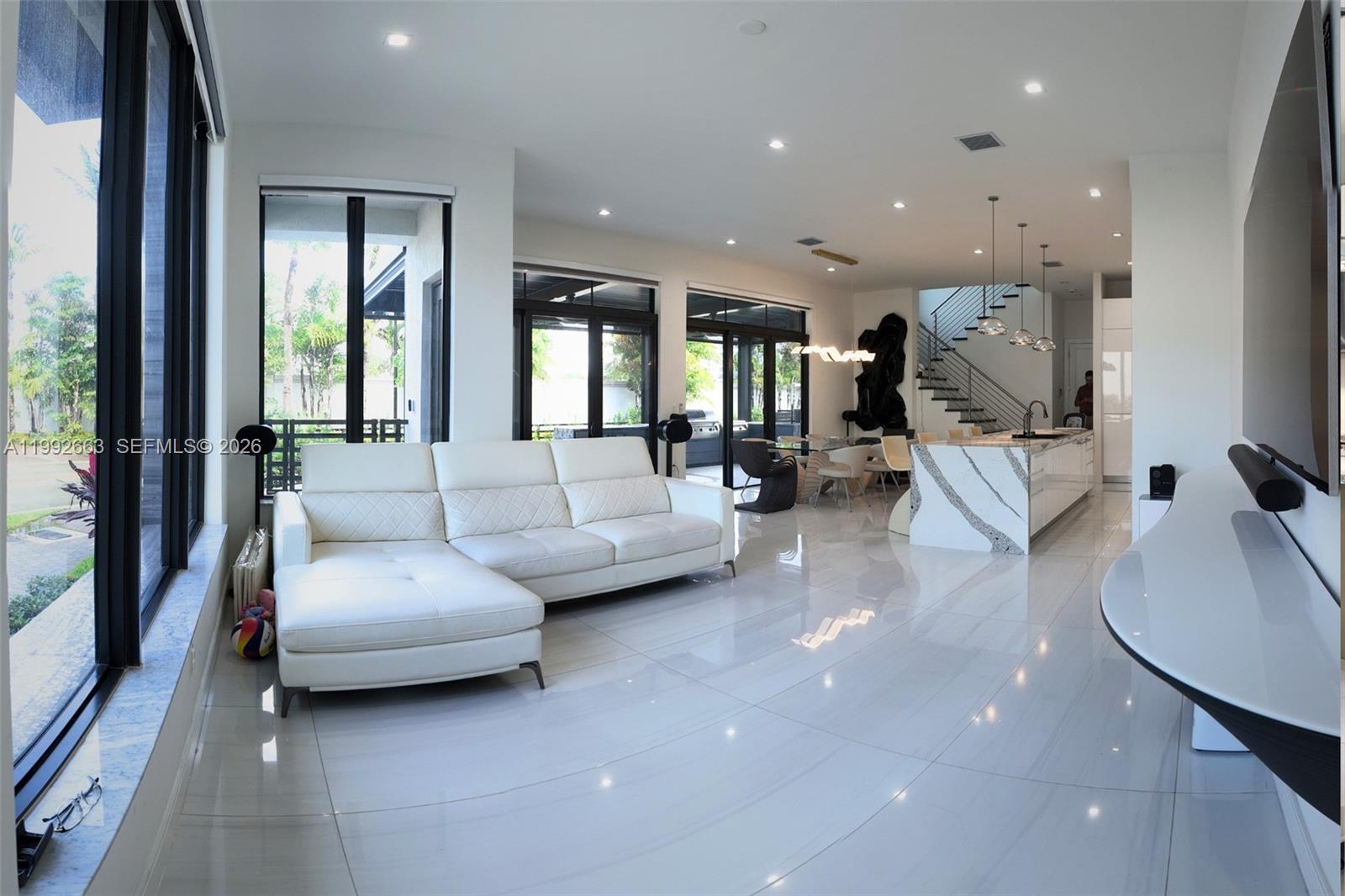 CANARIAS EAST - Residential