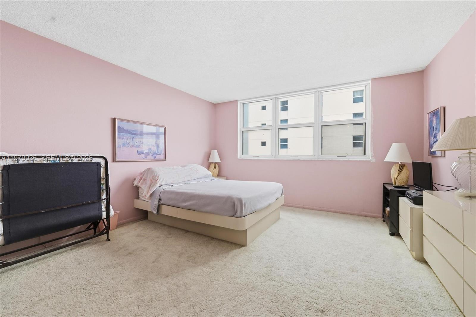 FOUR WINDS CONDO - Residential