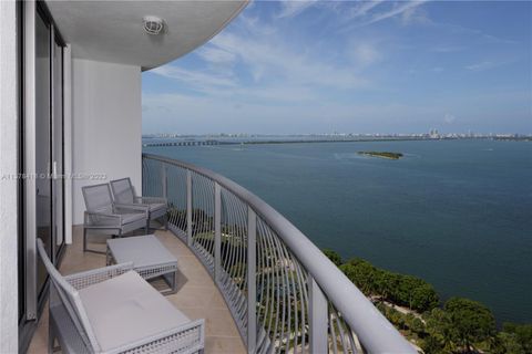 1750 N Bayshore Dr 2602 Miami FL 33132