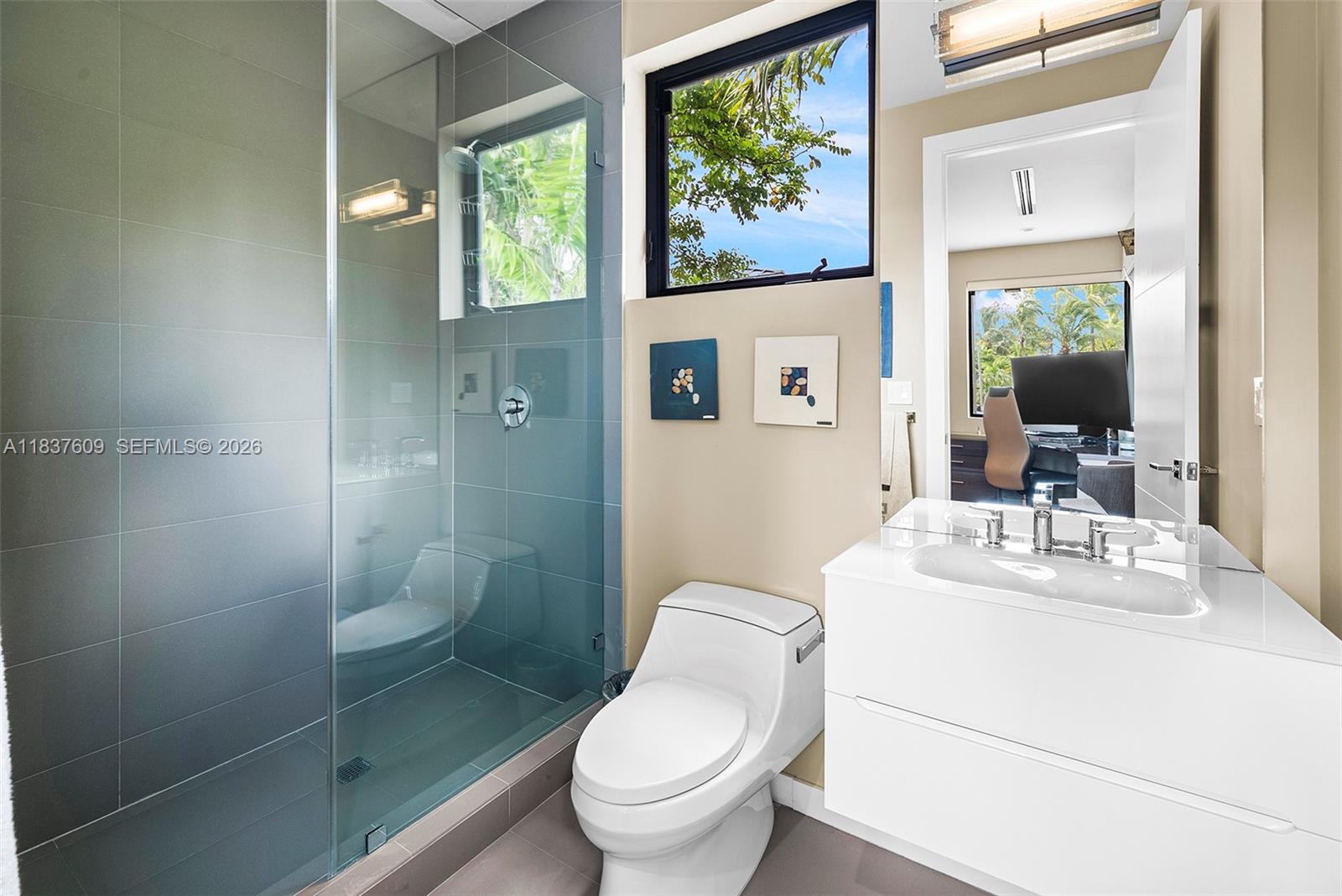 PINECREST VILLAS 2 ADDN - Residential