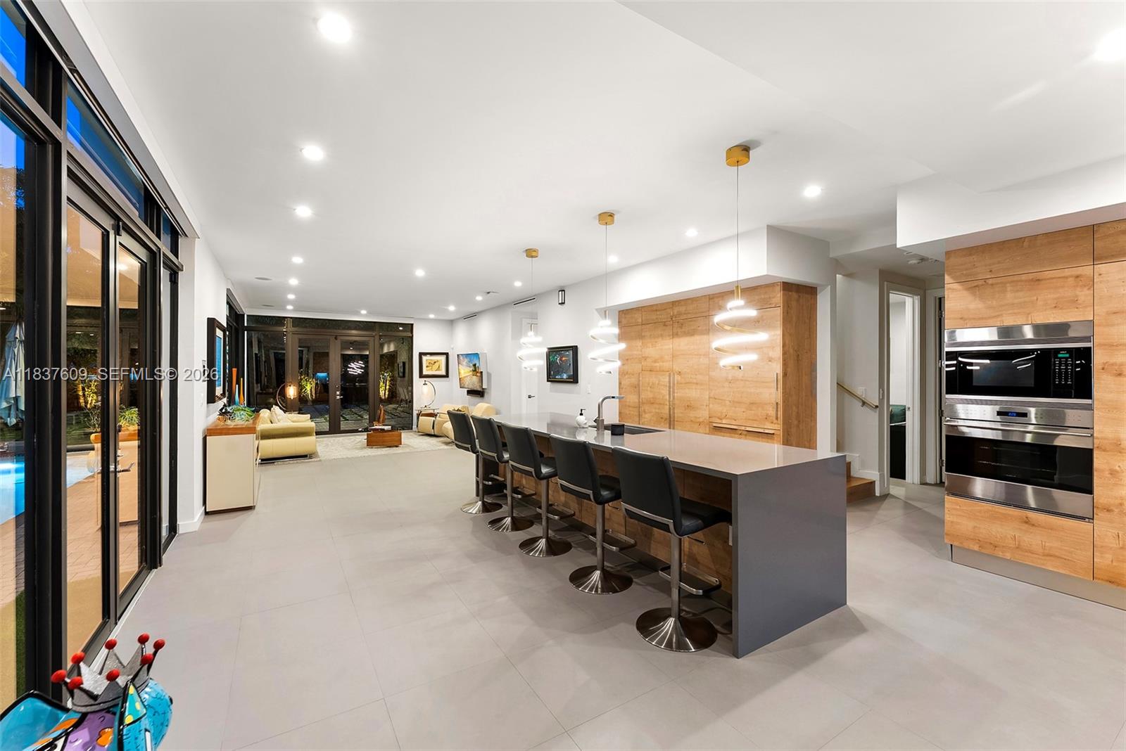 PINECREST VILLAS 2 ADDN - Residential