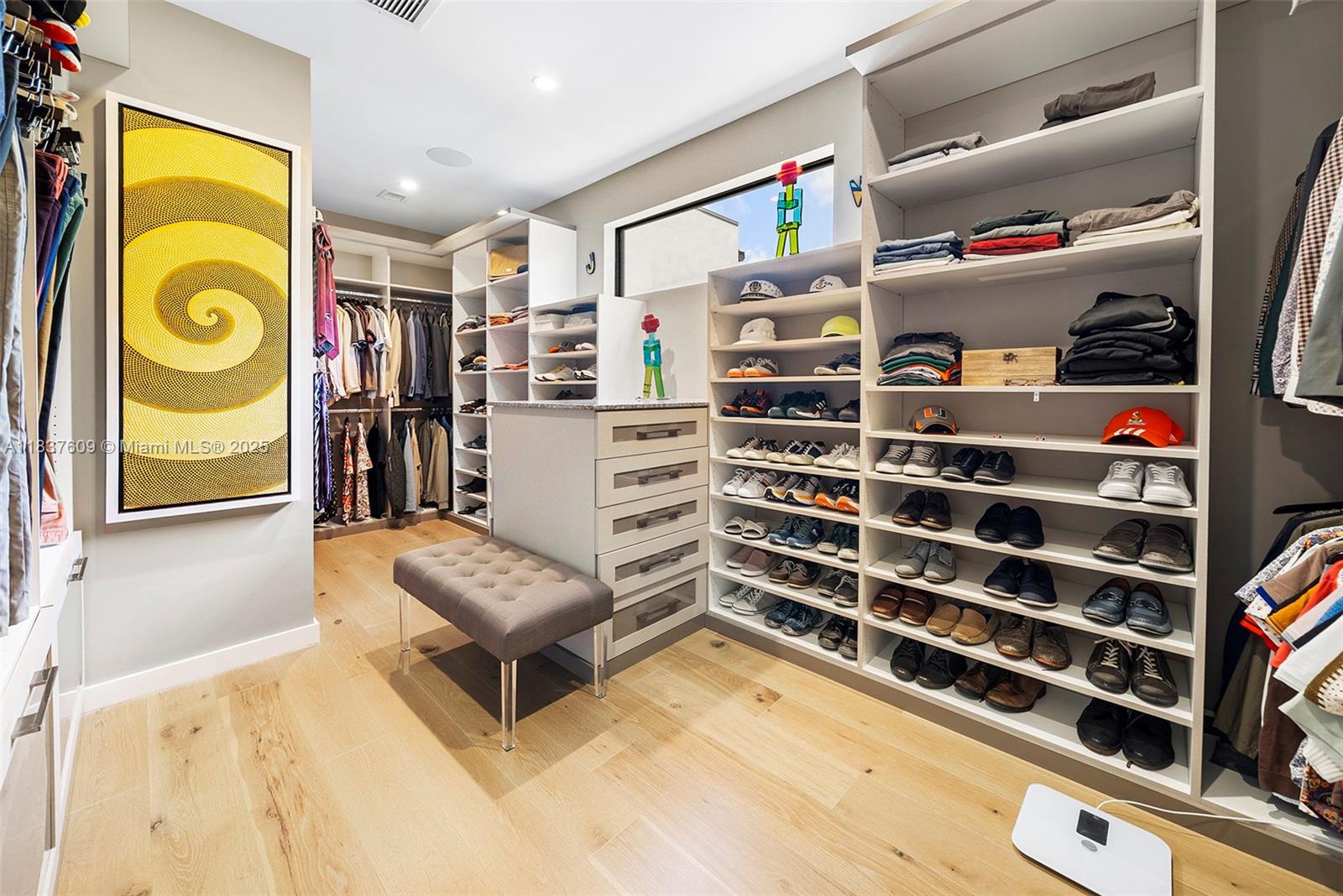 PINECREST VILLAS 2 ADDN - Residential