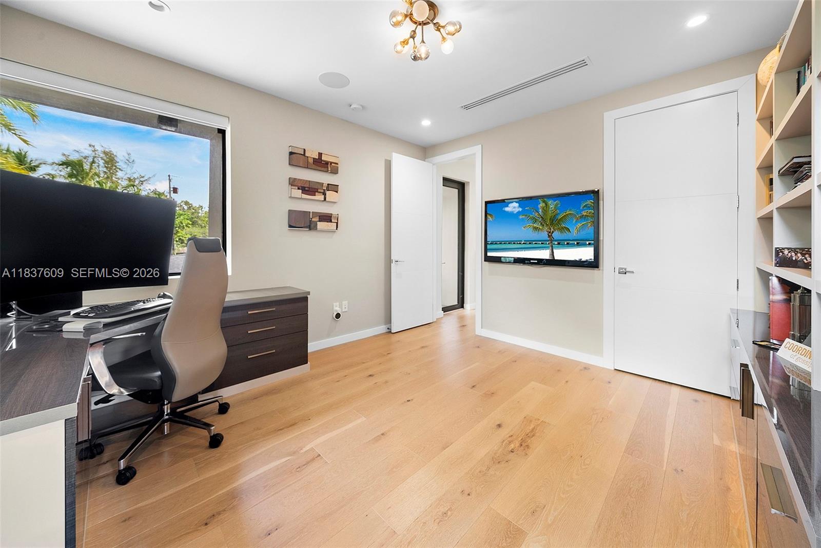 PINECREST VILLAS 2 ADDN - Residential