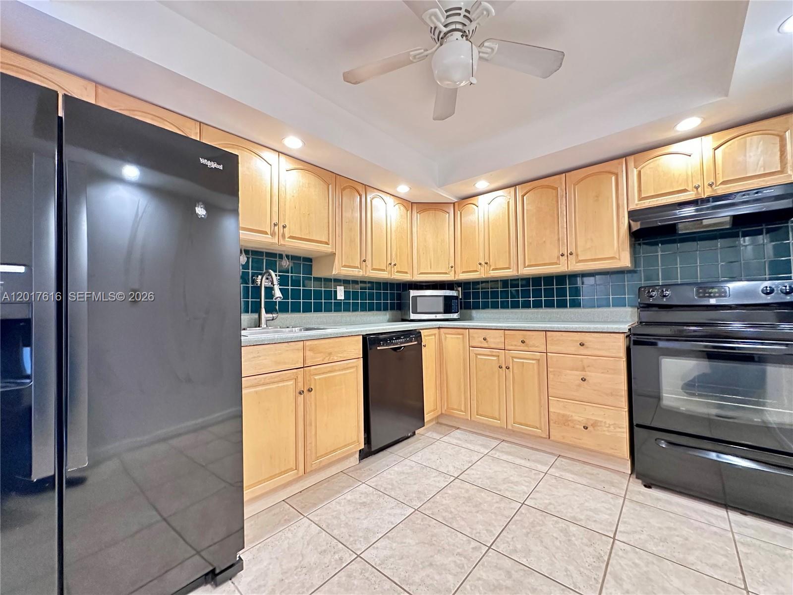 OCEANVIEW PARK CONDO - Residential