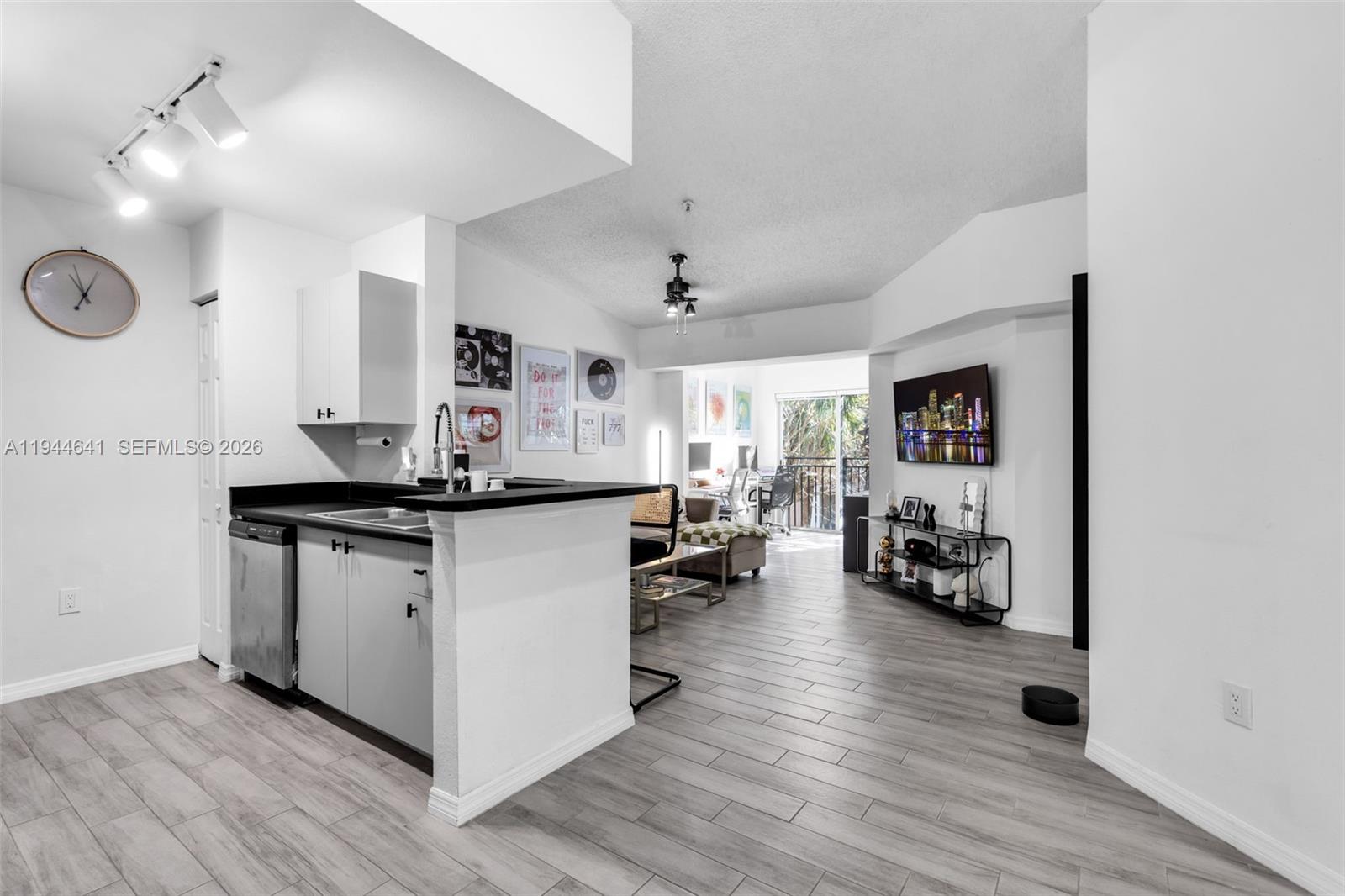 AVENTINE AT MIRAMAR CONDO - Residential