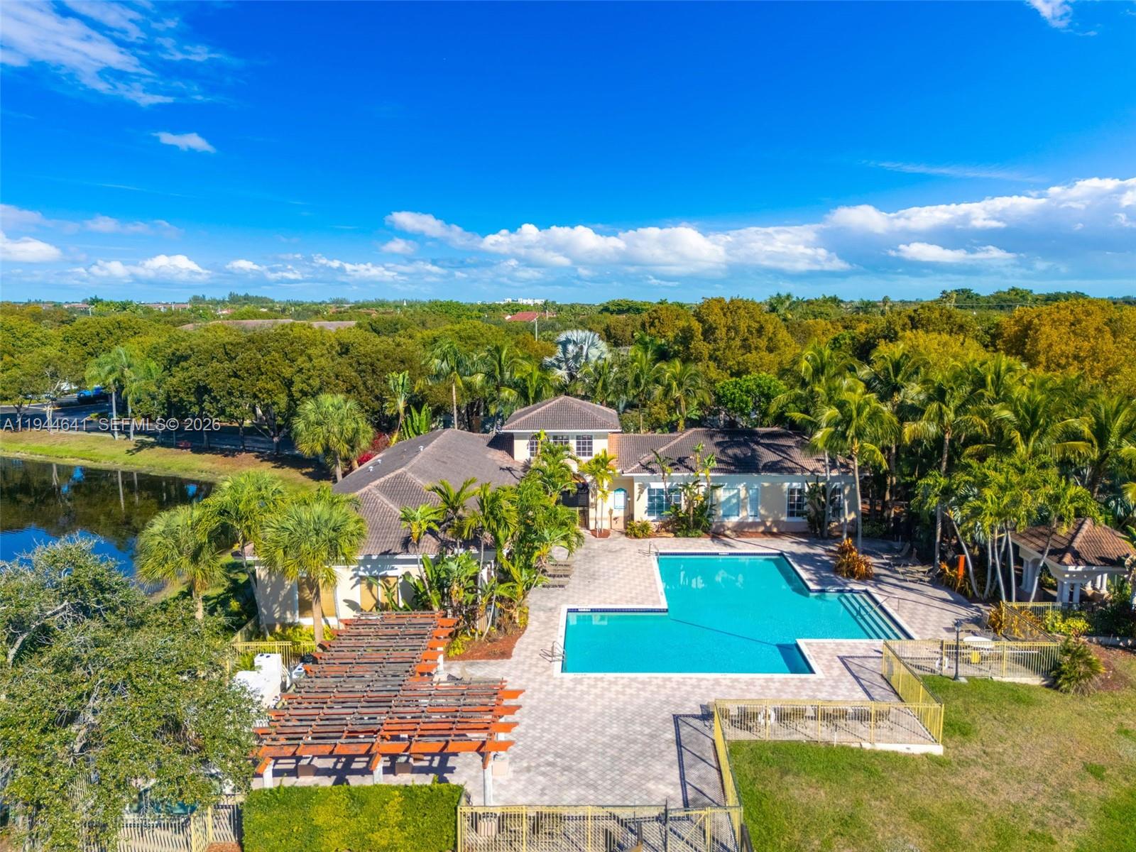 AVENTINE AT MIRAMAR CONDO - Residential