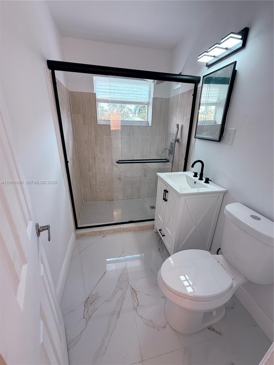 LAUDERDALE VILLAS - Residential