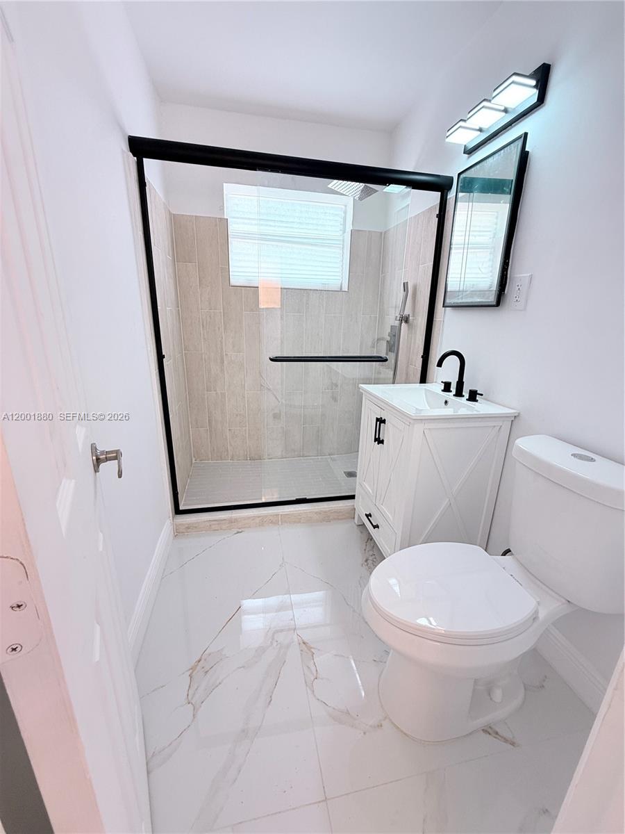 LAUDERDALE VILLAS - Residential