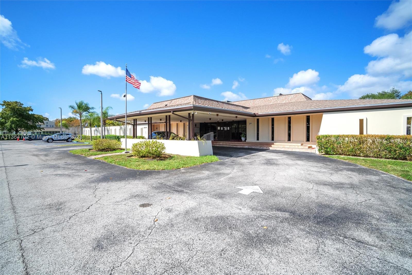 GREEN HILLS PARK WEST NO - Residential