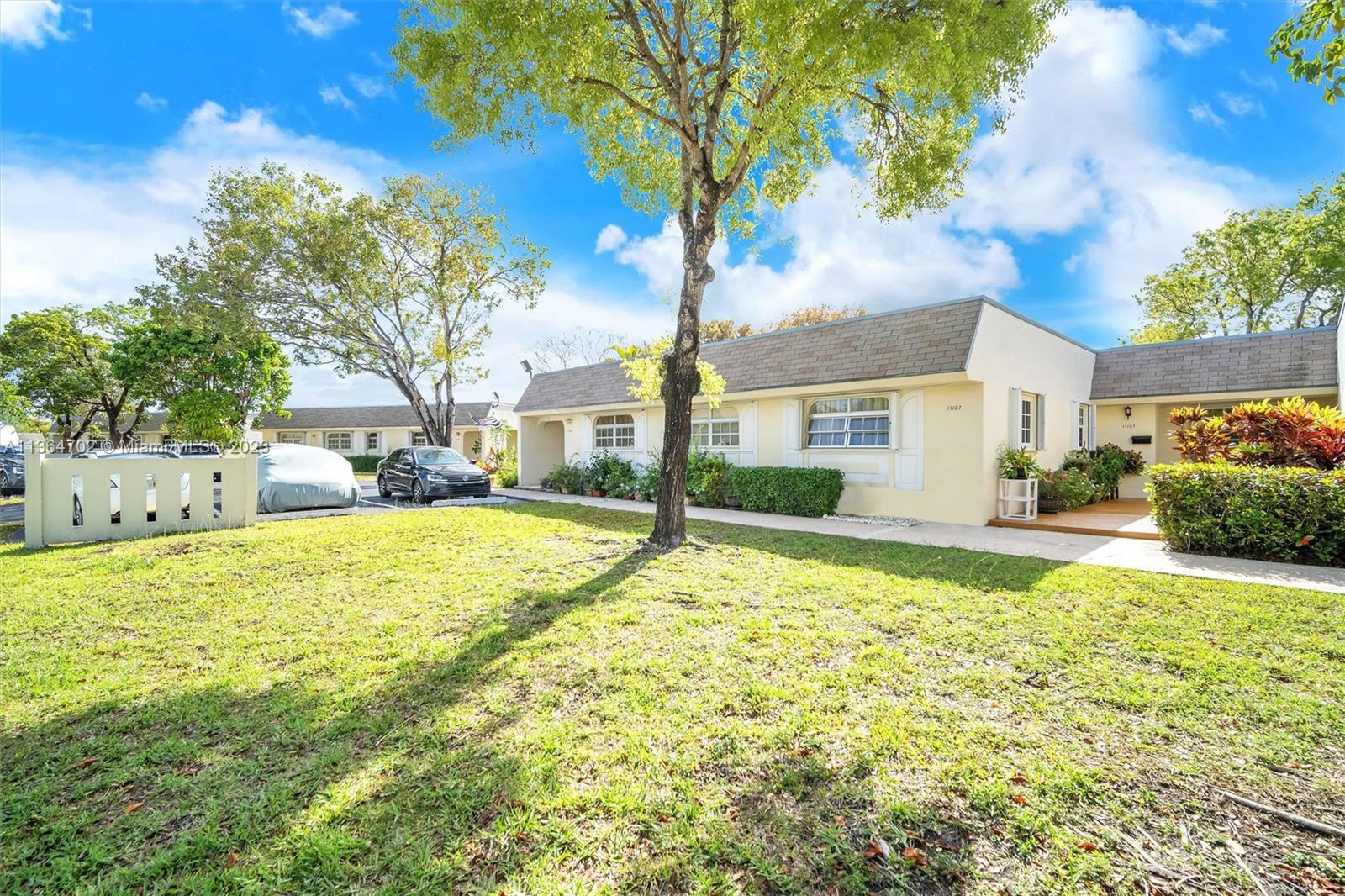 GREEN HILLS PARK WEST NO - Residential