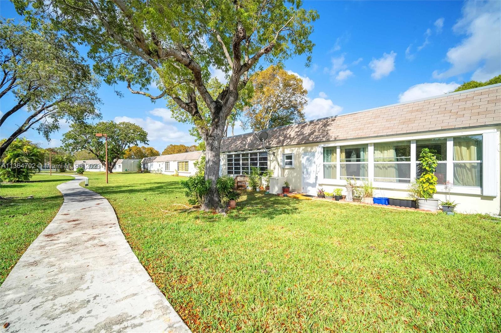 GREEN HILLS PARK WEST NO - Residential