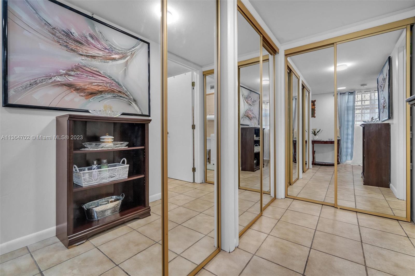 GREEN HILLS PARK WEST NO - Residential