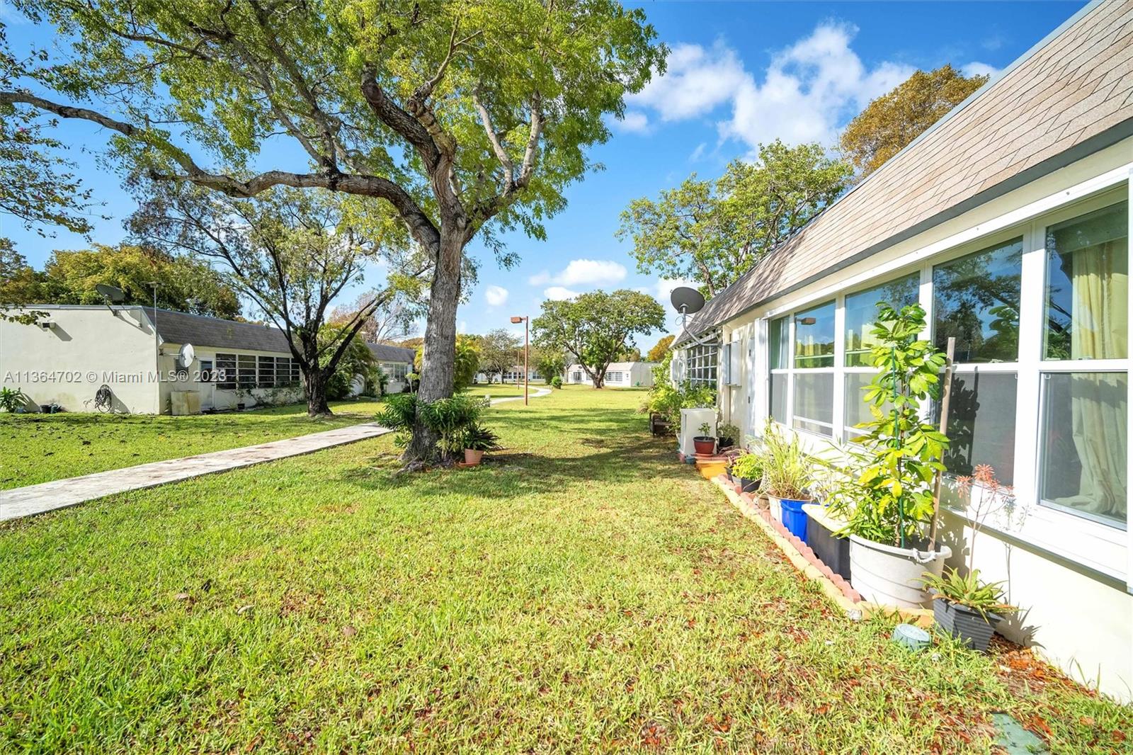 GREEN HILLS PARK WEST NO - Residential