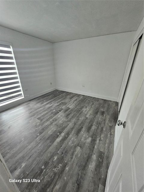 7250 SW 94th Pl B8 Miami FL 33173