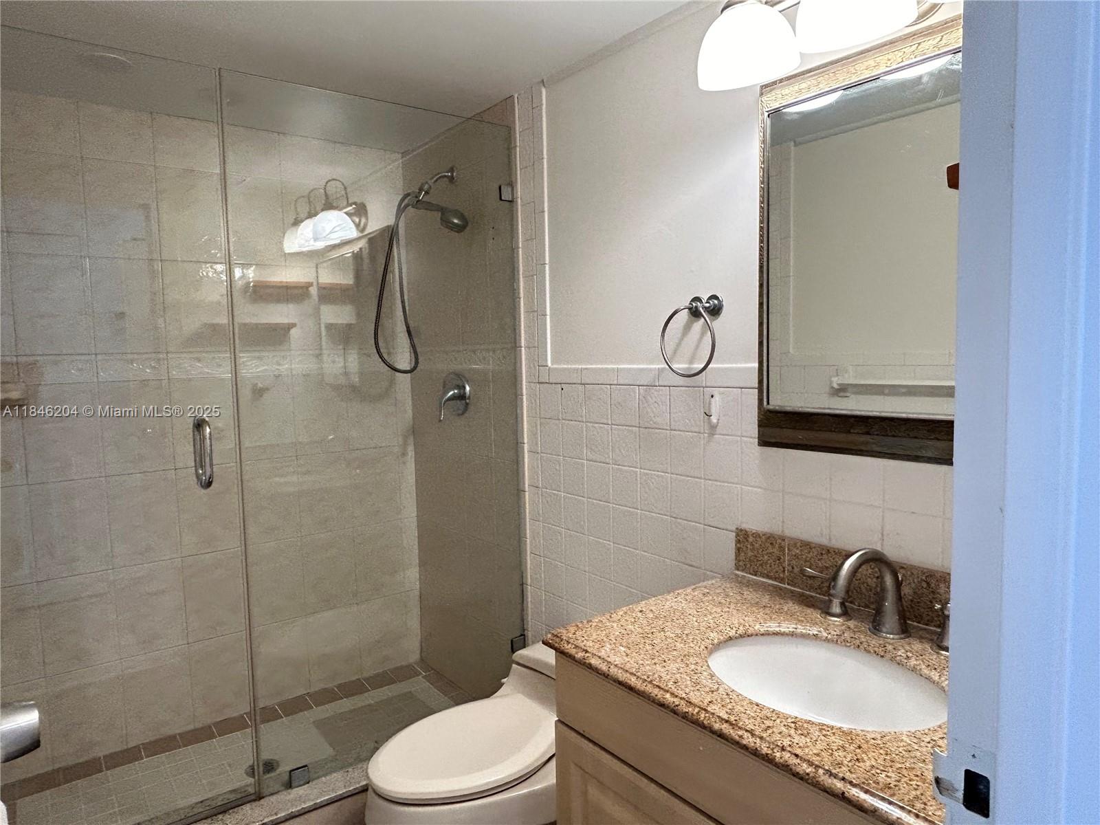 AVANT GARDE CONDO - Residential Lease