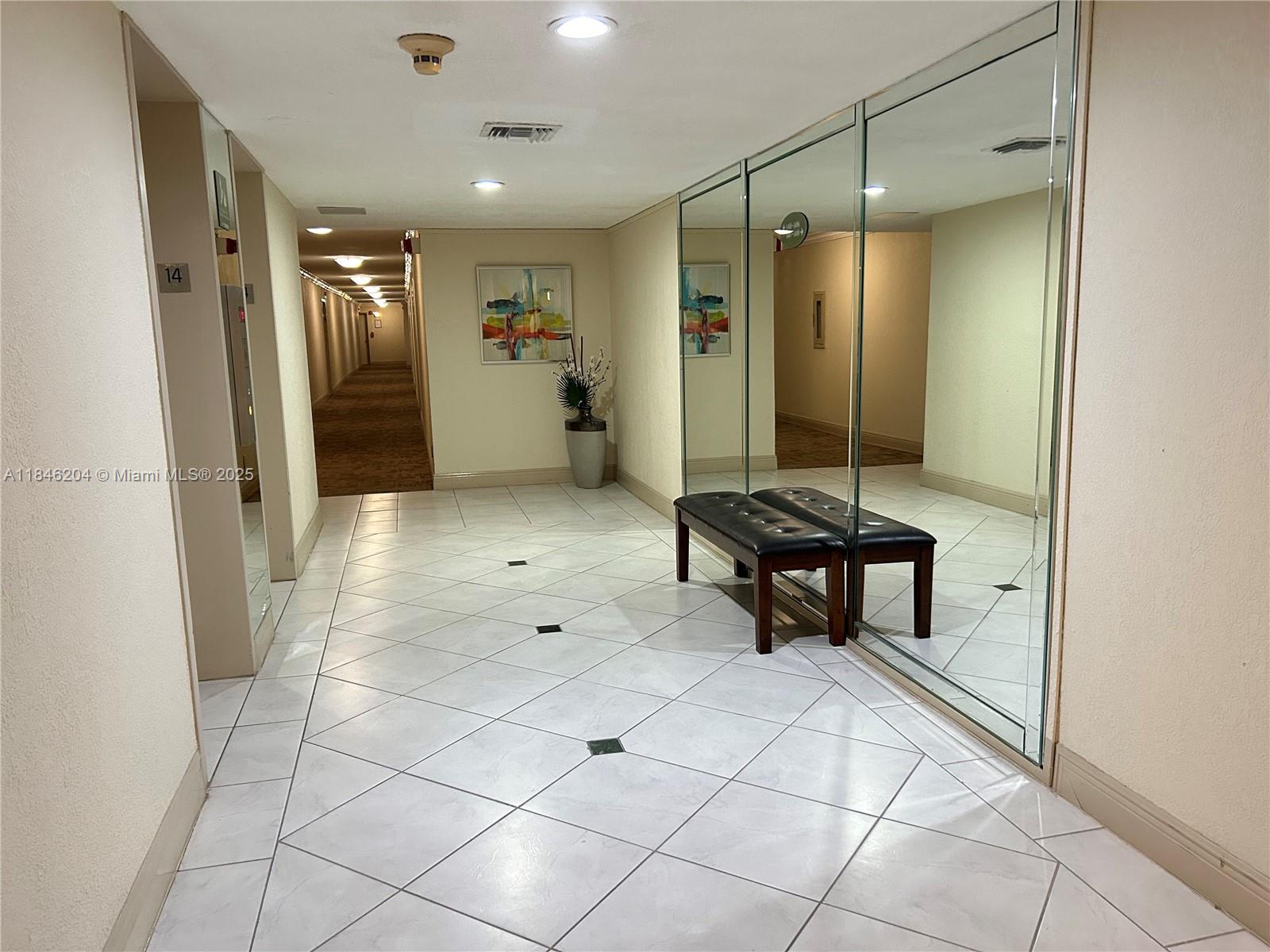 AVANT GARDE CONDO - Residential Lease