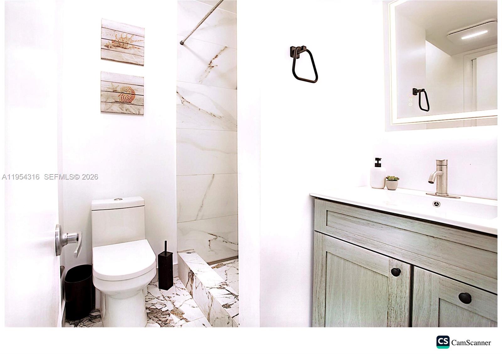 QUARTERDECK CONDO - Residential