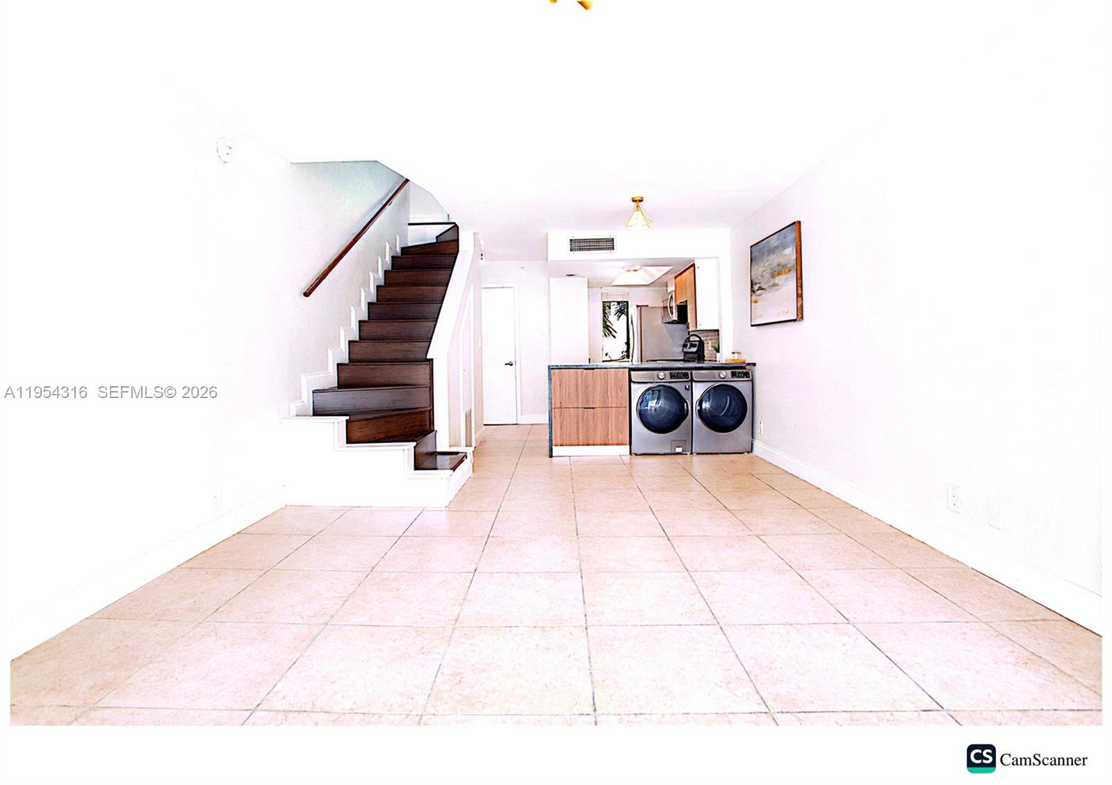 QUARTERDECK CONDO - Residential