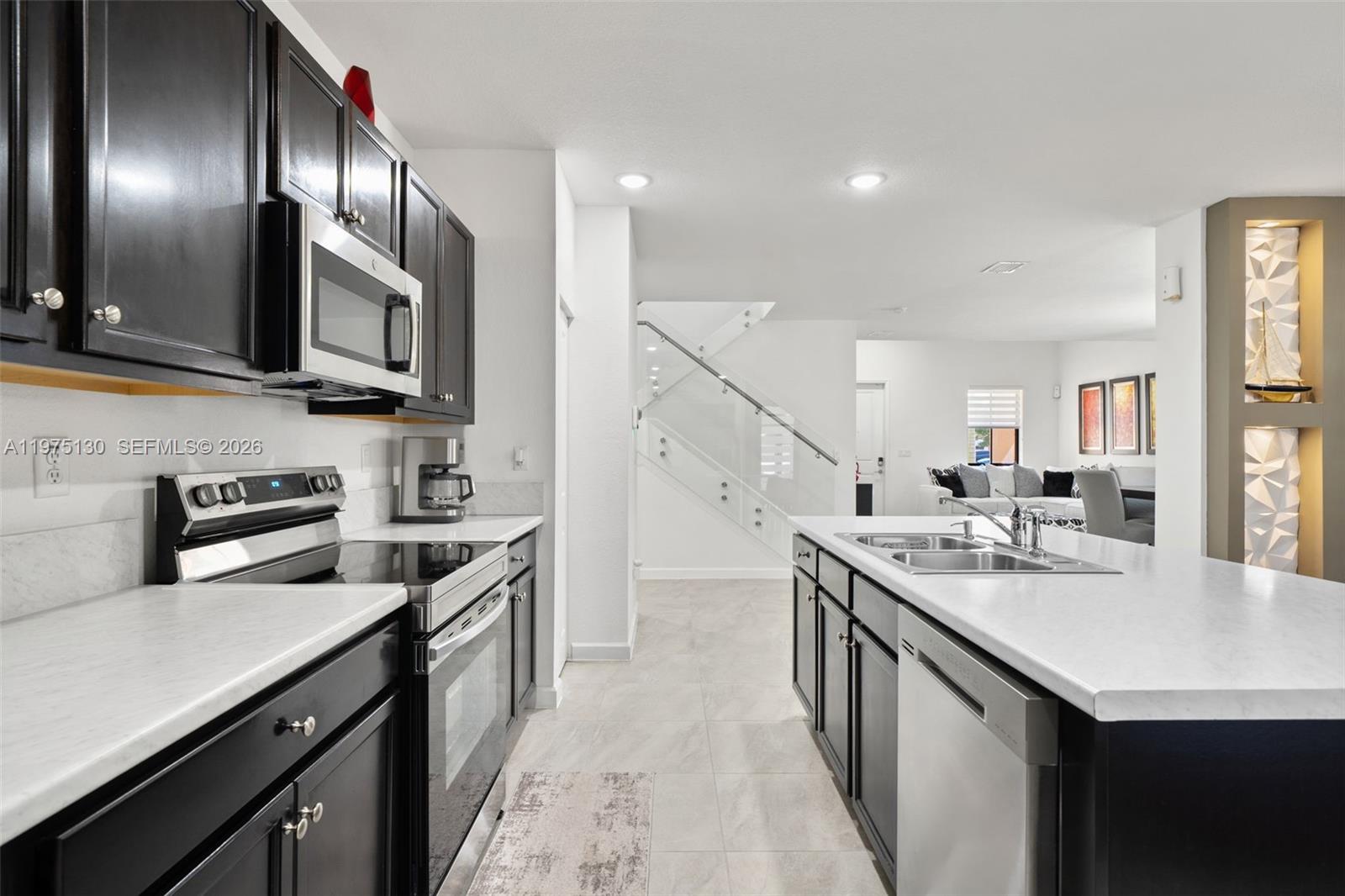 KINGMAN COMMONS - Residential