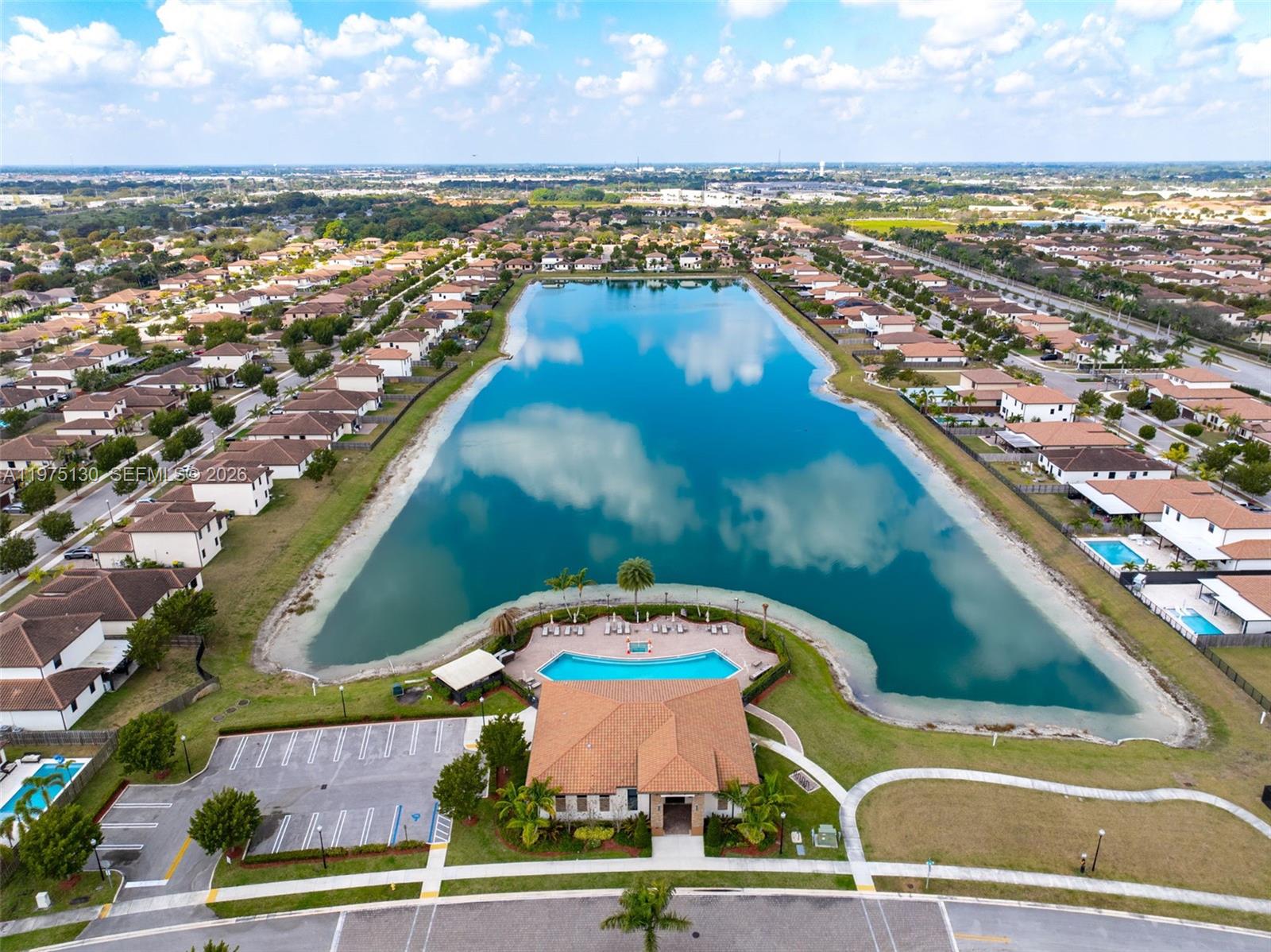 KINGMAN COMMONS - Residential