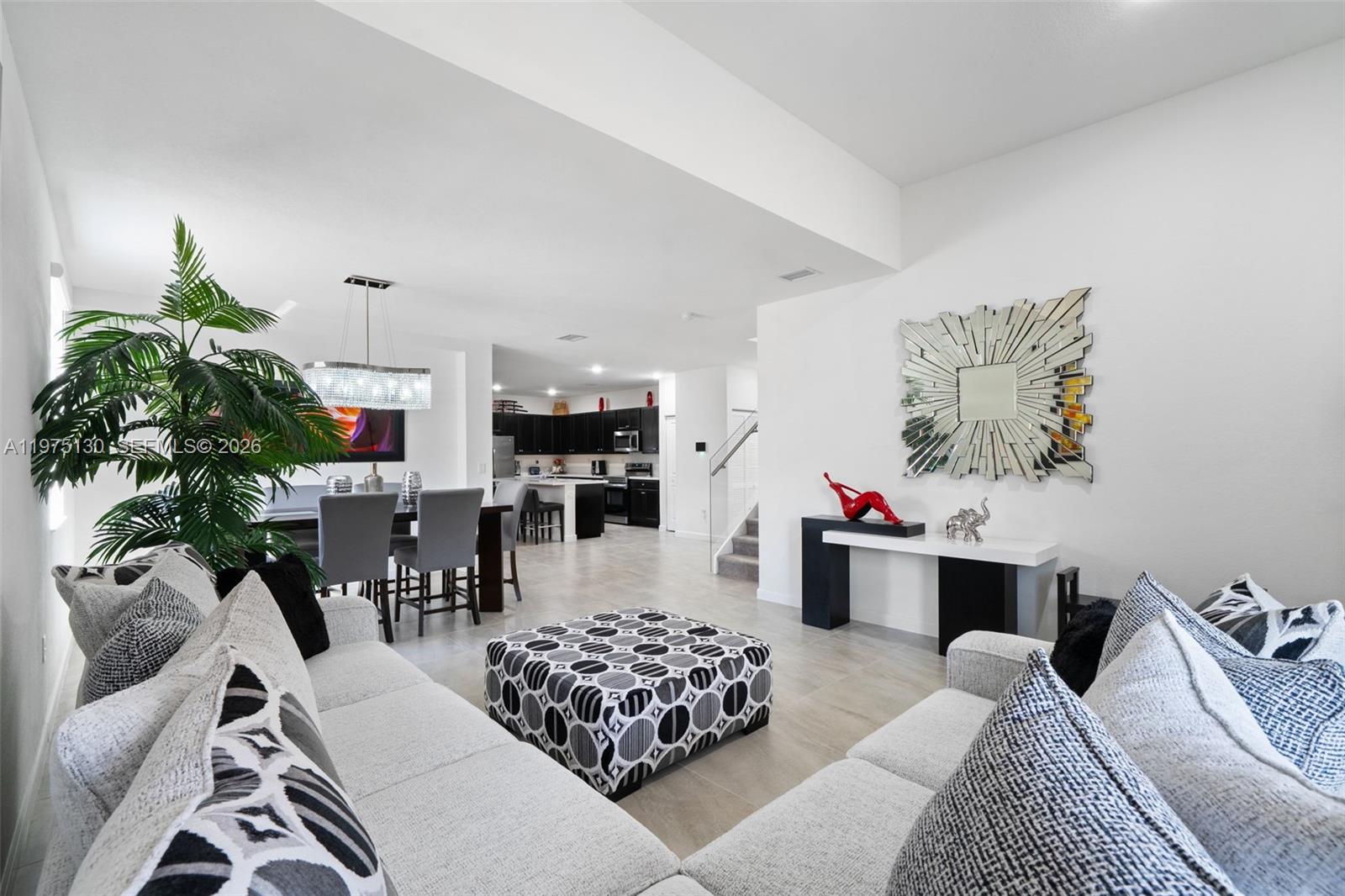 KINGMAN COMMONS - Residential