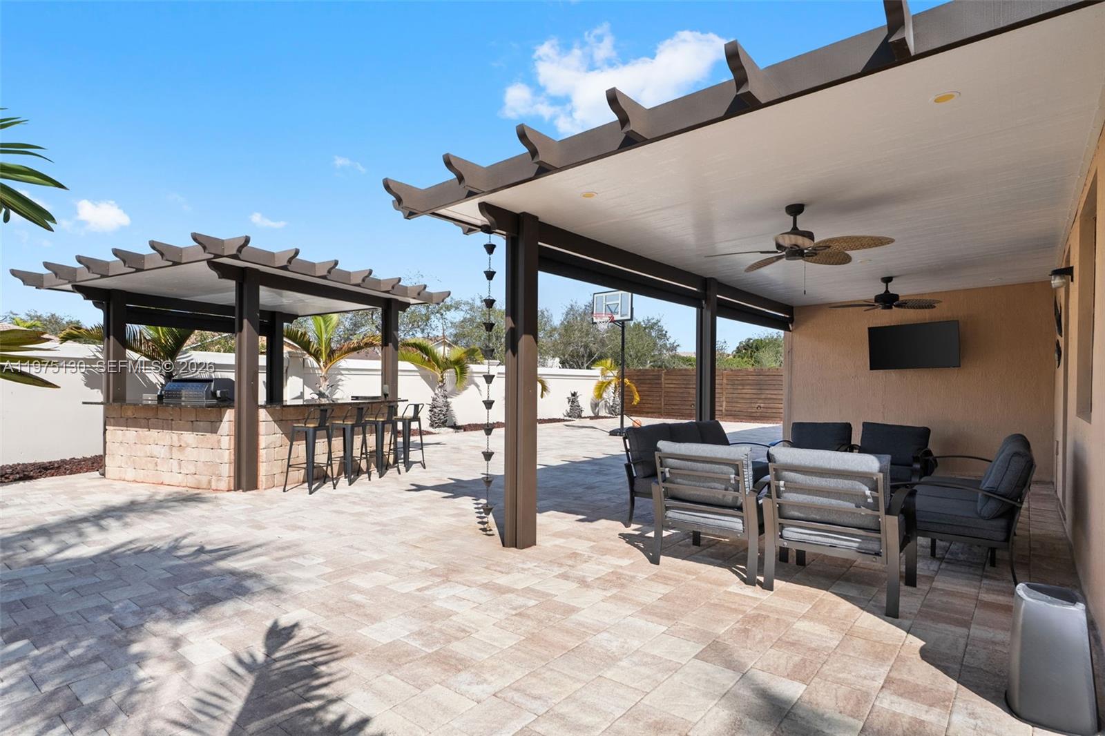 KINGMAN COMMONS - Residential