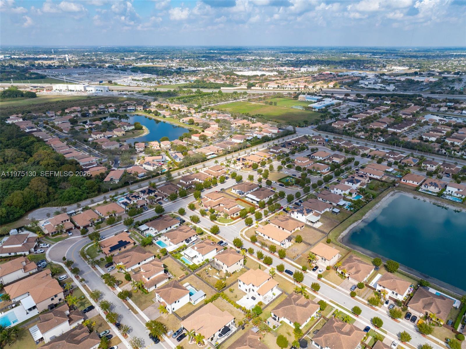 KINGMAN COMMONS - Residential