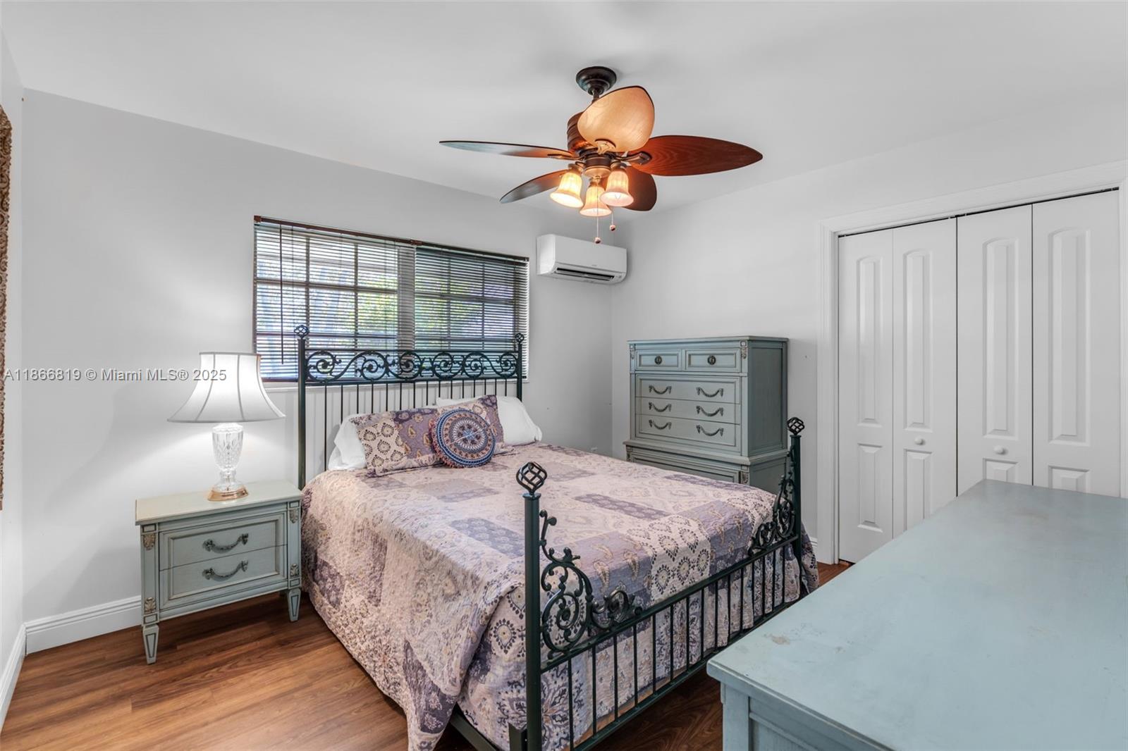 MELODY MANOR - Residential