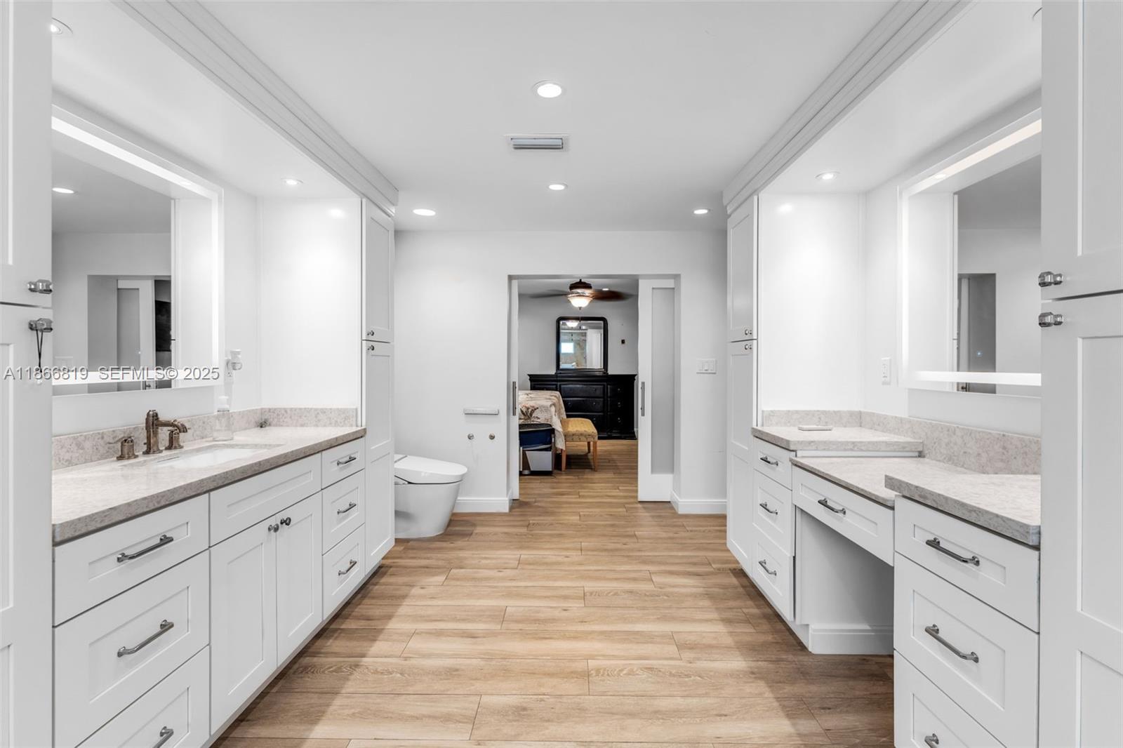 MELODY MANOR - Residential