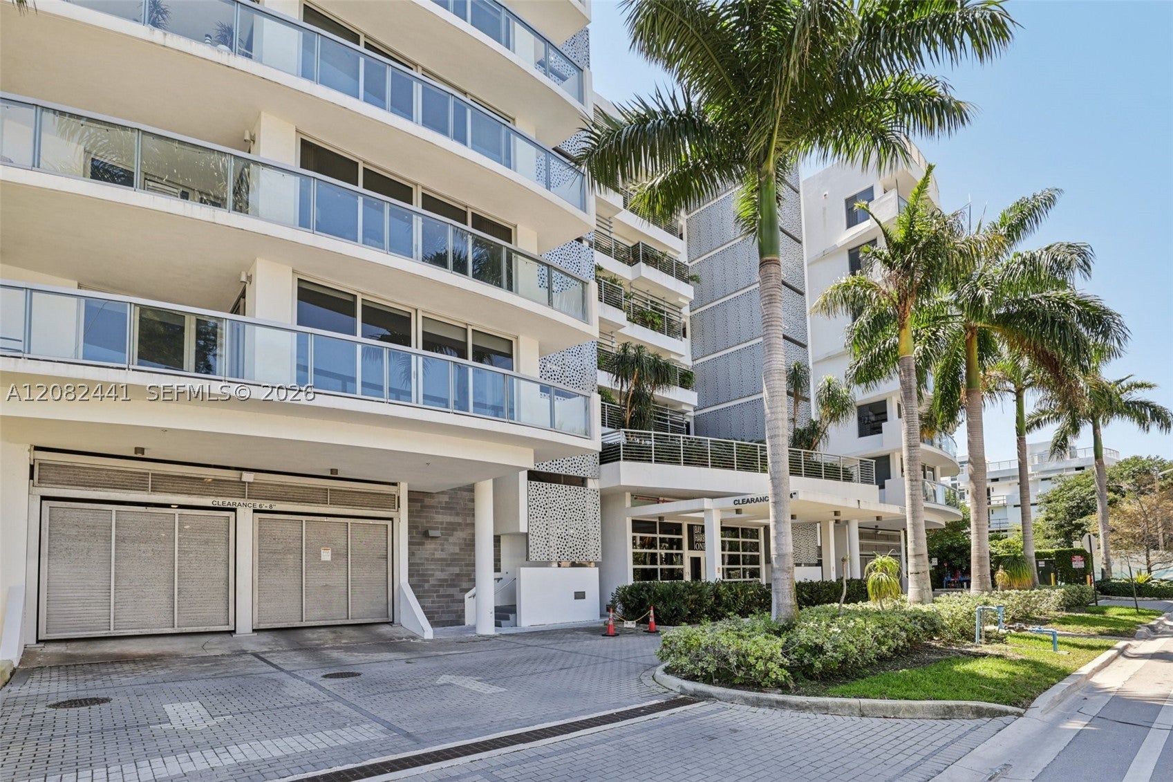 1100 100th St 703