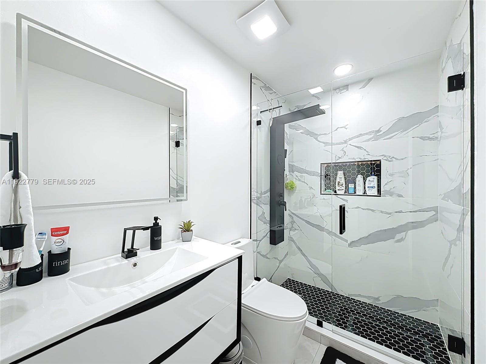 SUNSET WOODS - Residential