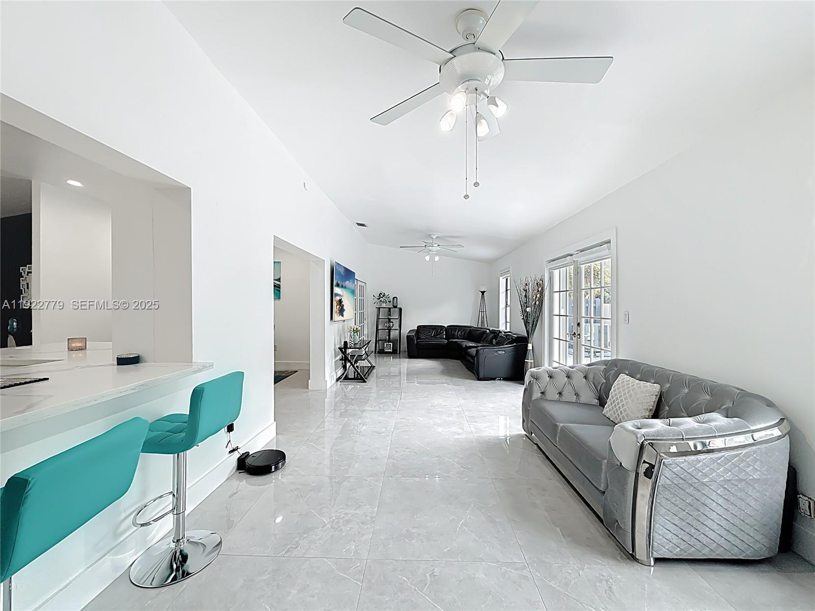 SUNSET WOODS - Residential