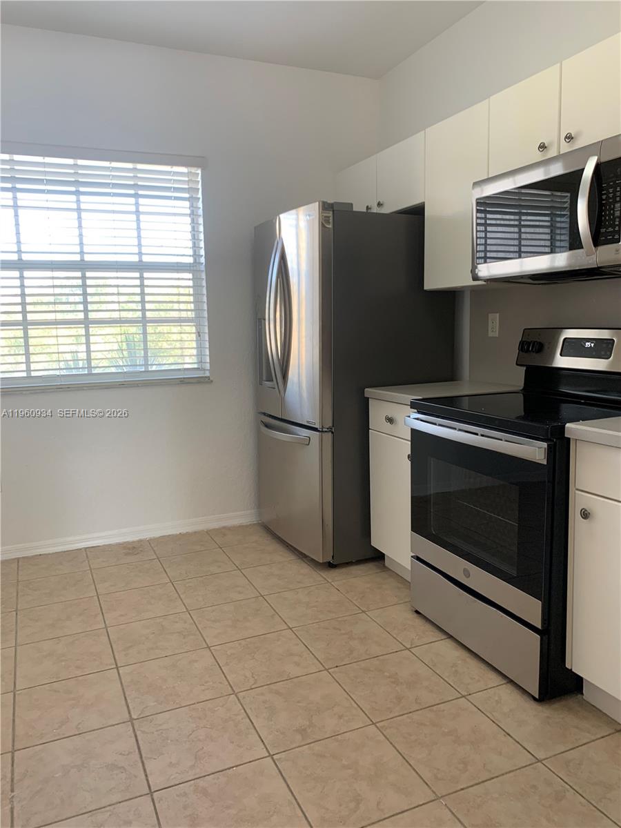 LAS BRISAS AT DORAL CONDO - Residential