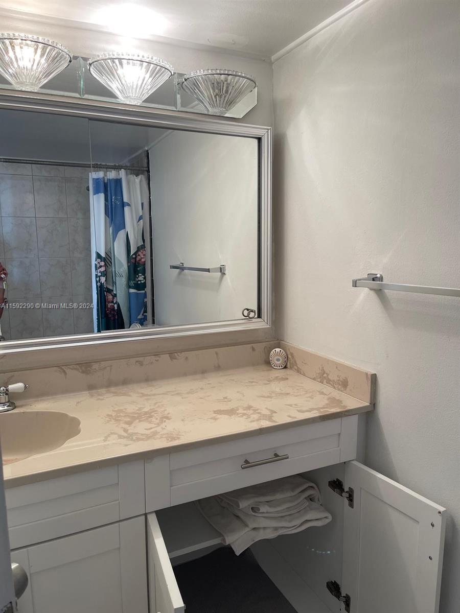 PARKER DORADO CONDO - Land