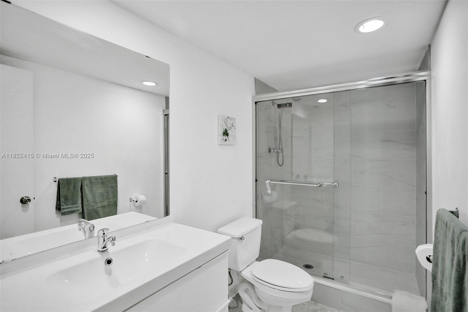 OCEAN RESERVE CONDO - Residential Lease