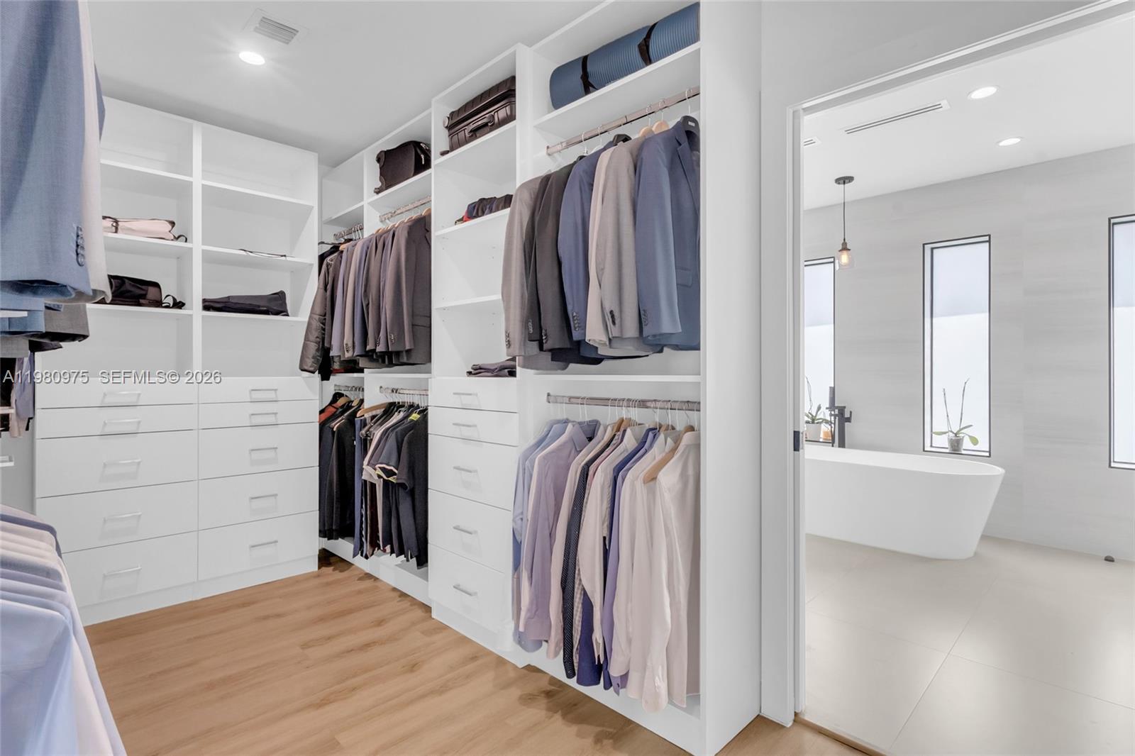 CORAL WAY PARK SEC B - Residential Lease