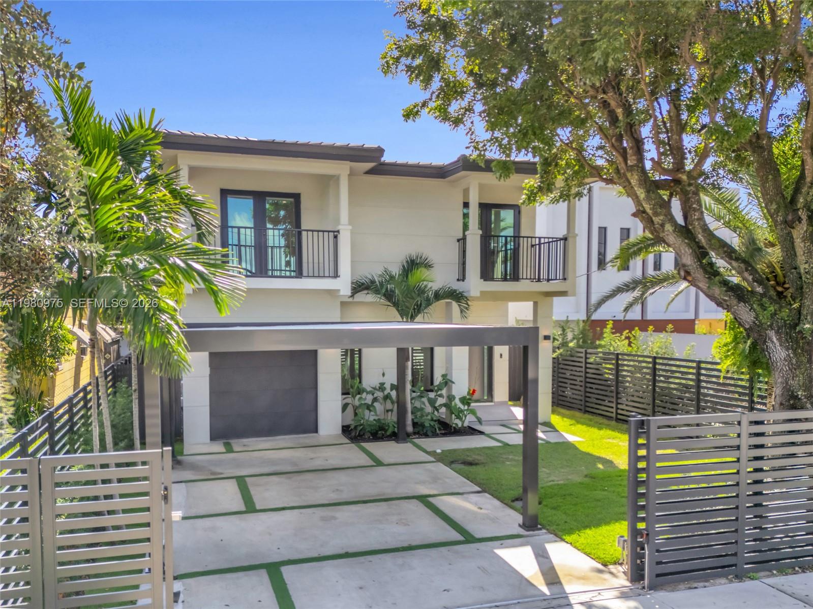 CORAL WAY PARK SEC B - Residential Lease