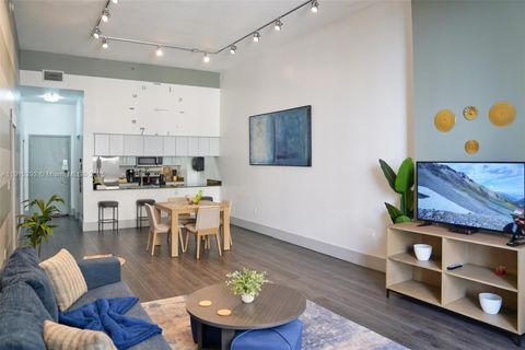 1200 Brickell Bay Dr 1406 Miami FL 33131