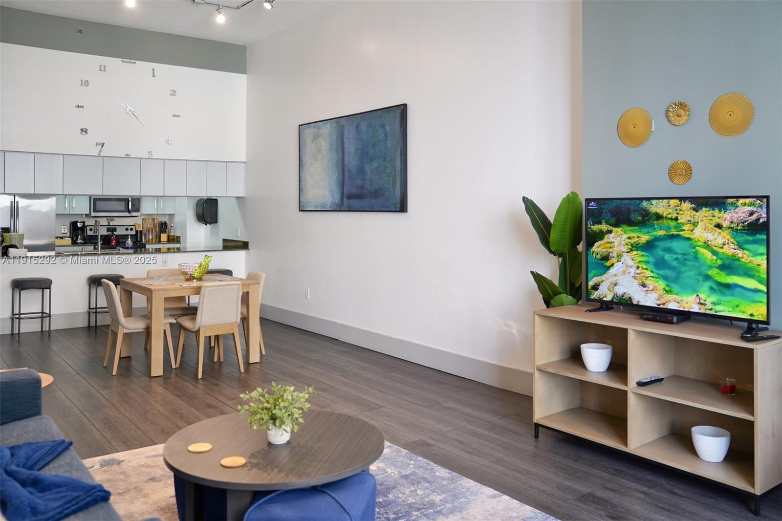 THE CLUB AT BRICKELL BAY - Residential