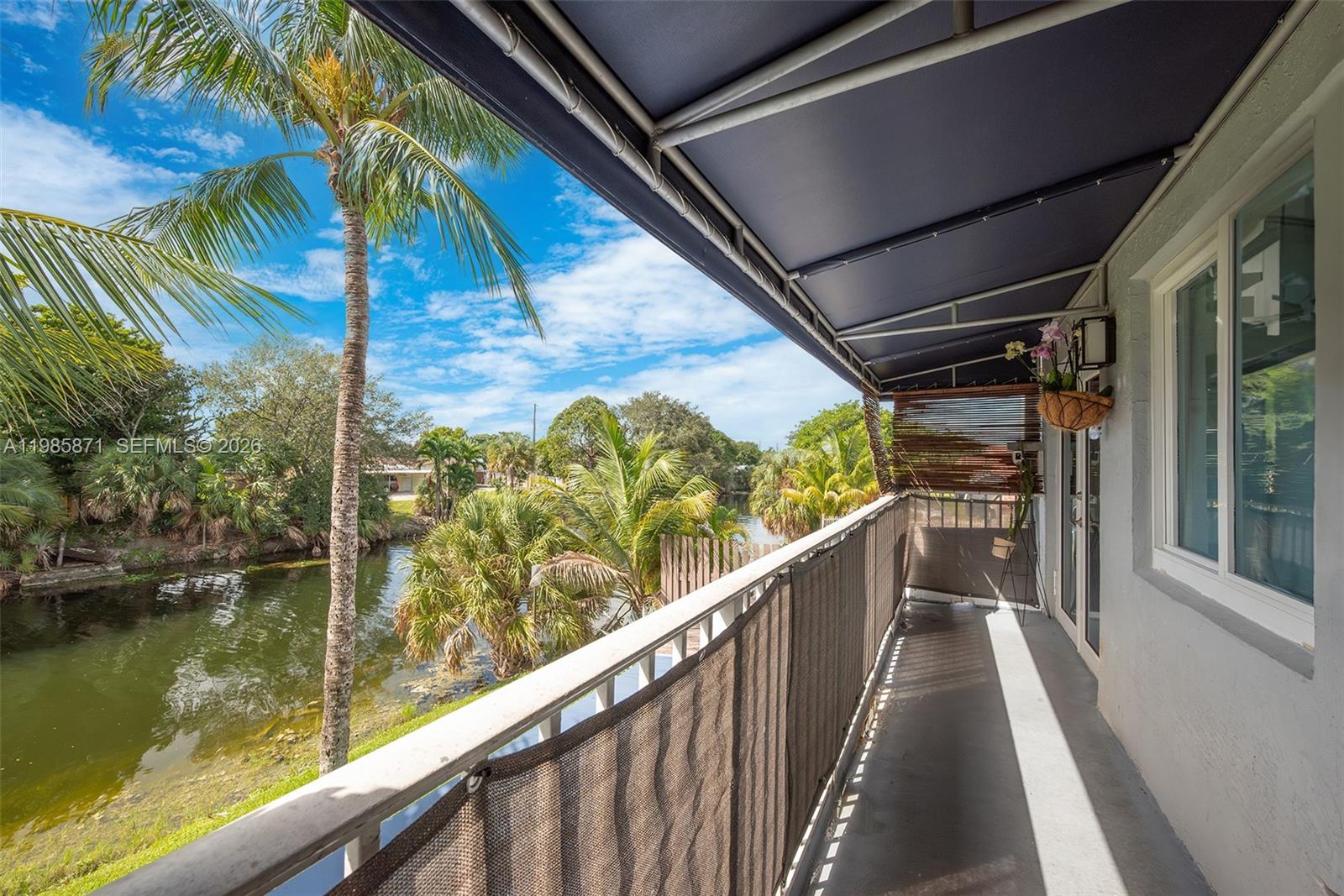 LAGO DEL REY CONDO - Residential