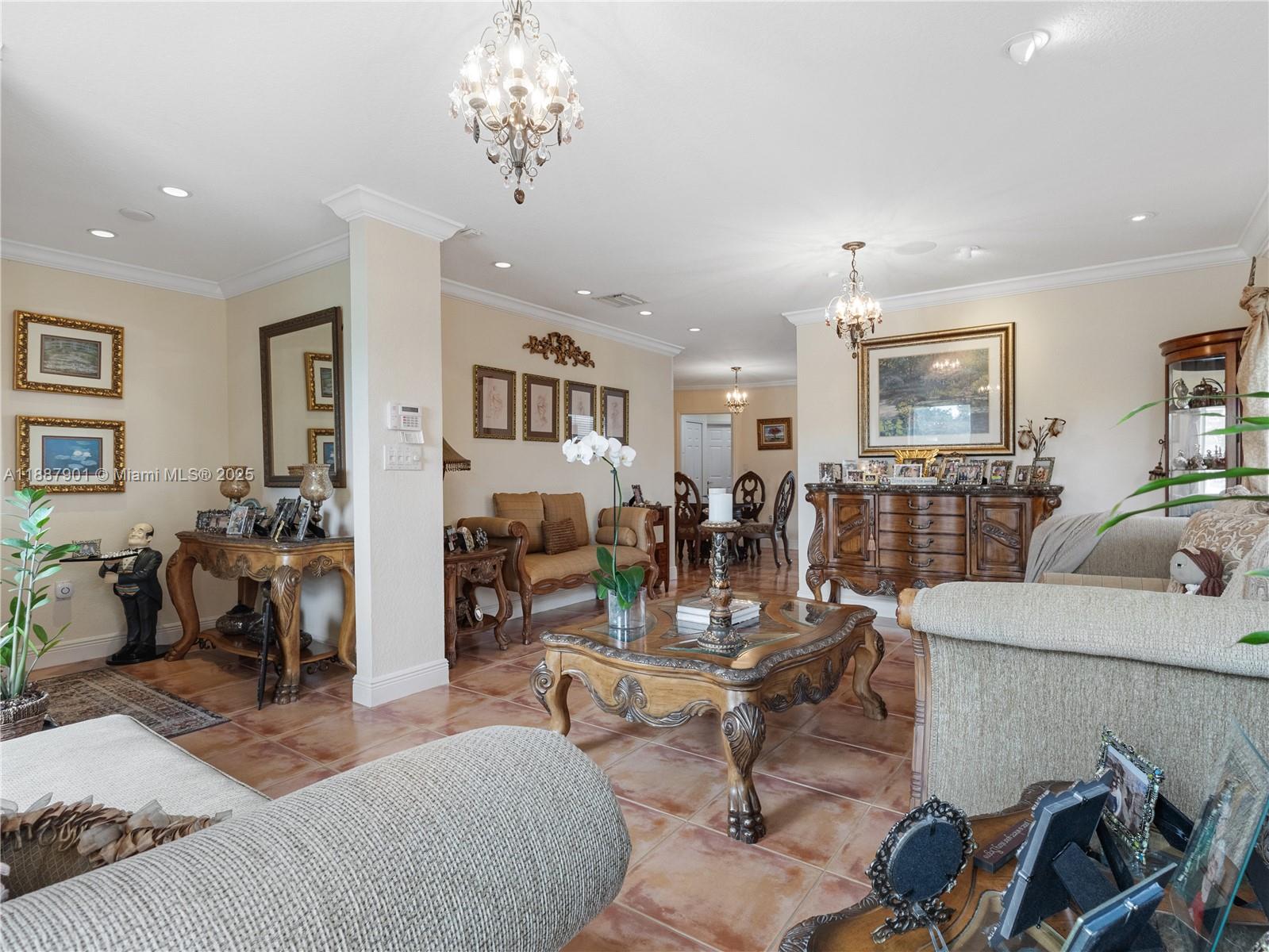 MC KEEVER TERR NO 3 - Residential