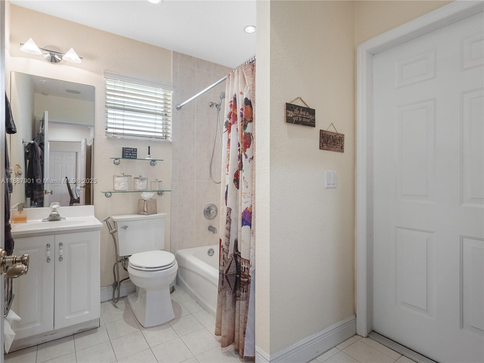 MC KEEVER TERR NO 3 - Residential