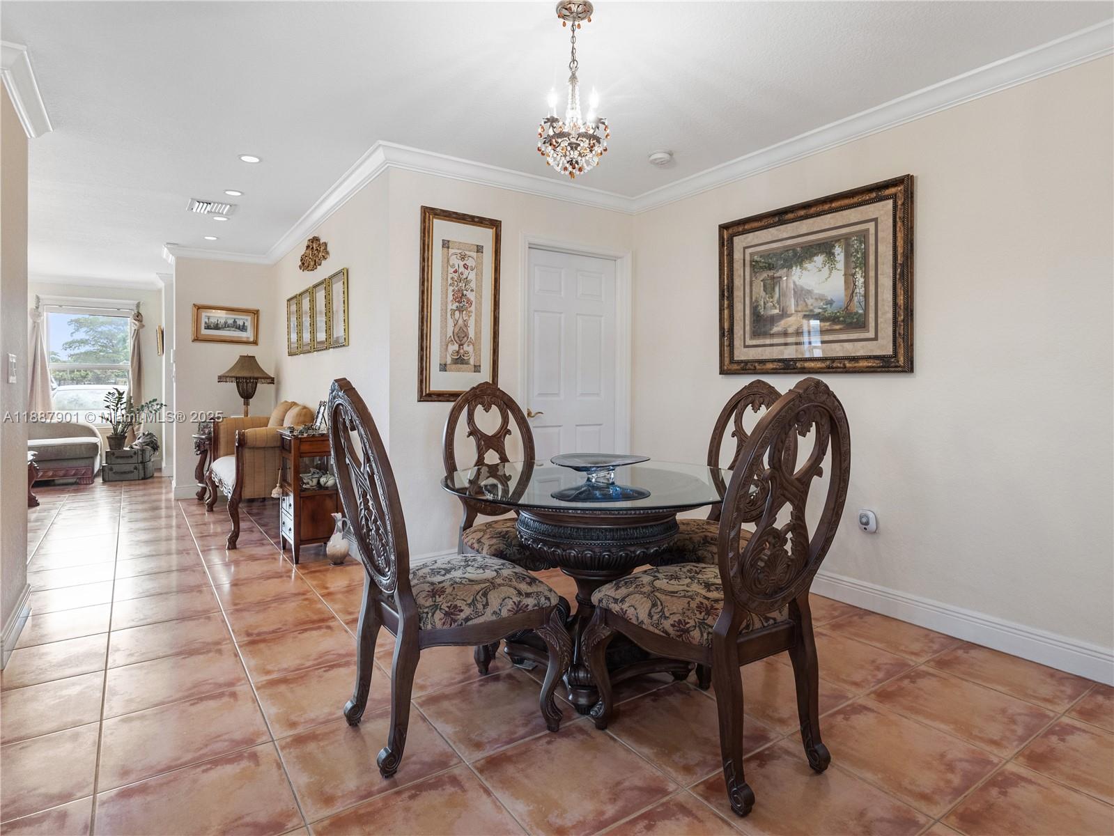 MC KEEVER TERR NO 3 - Residential