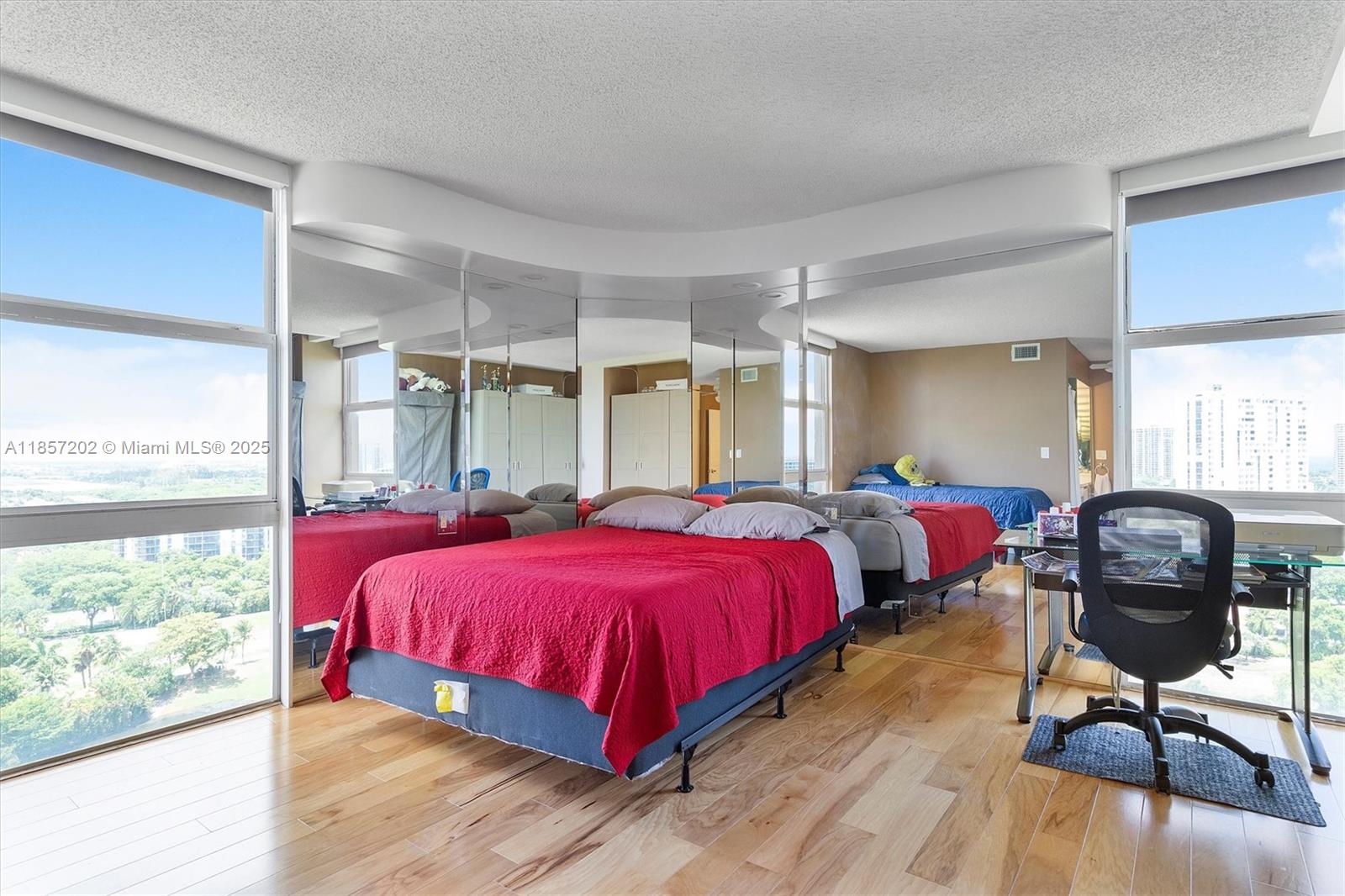 CORONADO CONDO- TOWER II - Residential